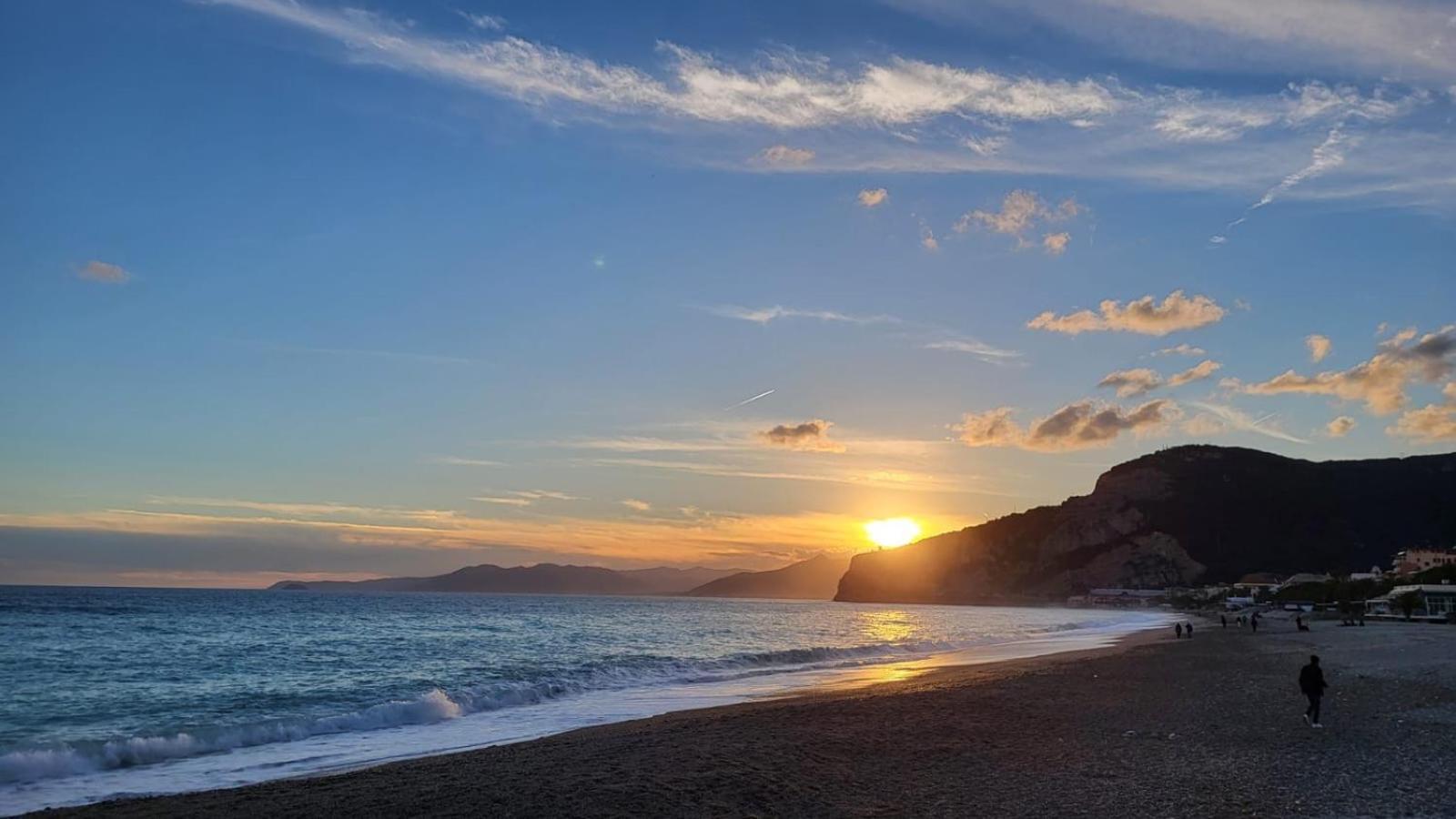 Hotel La Bussola Finale Ligure Luaran gambar